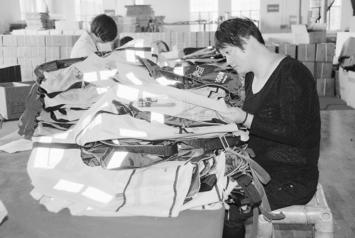 I-Ningbo Zhenhua izixhobo zokulondoloza ubomi zithunyelwa ngaphandle